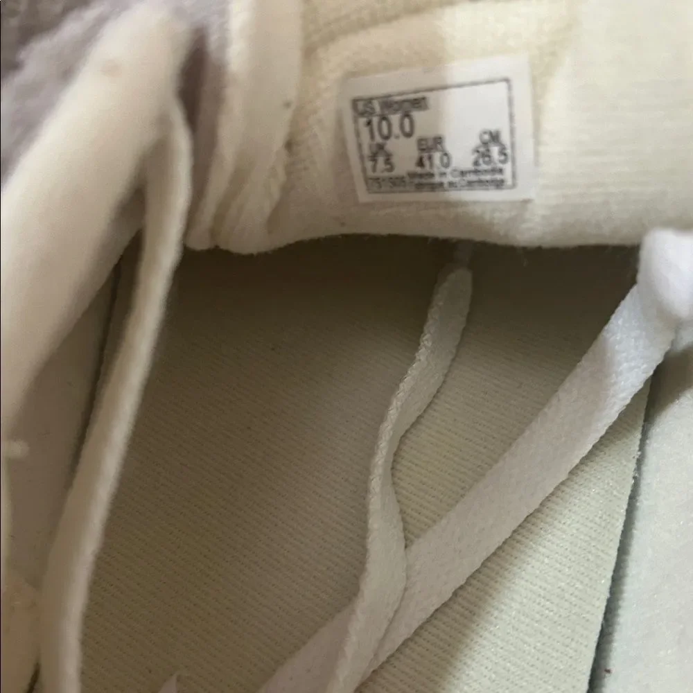 Vans Seldan Hairy Sneakers - Light Grey, Size 10, NWOT